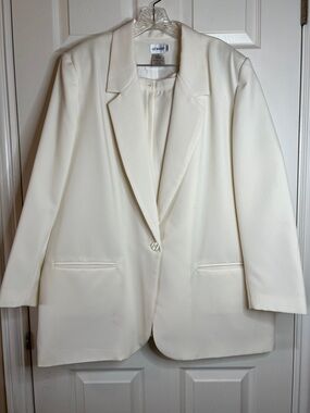 Liz Claiborne Off-White Single-Button Blazer